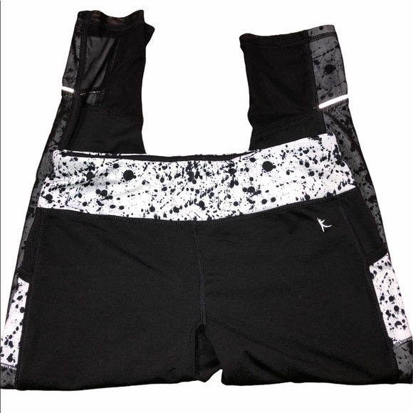 Danskin now size small black paint crop leggings - Picture 1 of 5